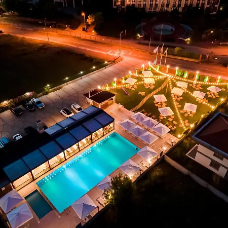 Hotel apartamentowy Ucar Royal Ve Konferans Salonu Ağva