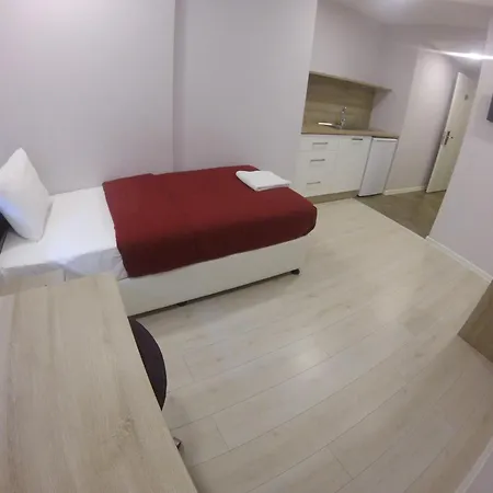 Ucar Royal Ve Konferans Salonu 3* Ağva