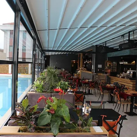 Ucar Royal Ve Konferans Salonu Hotel apartamentowy Ağva