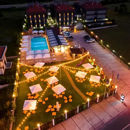 Ucar Royal Ve Konferans Salonu 3*