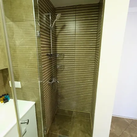 Ucar Royal Ve Konferans Salonu Hotel apartamentowy Ağva