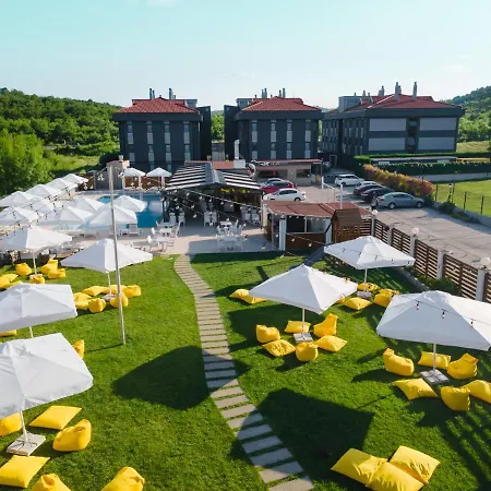 Aparthotel Ucar Royal Ve Konferans Salonu Ağva