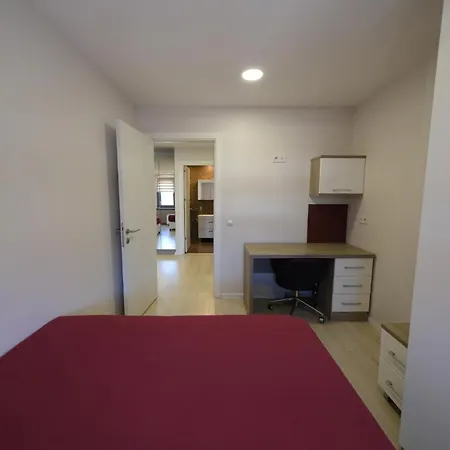 Ucar Royal Ve Konferans Salonu 2*
