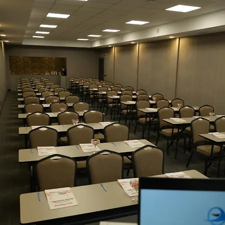 Ucar Royal Ve Konferans Salonu Апарт-отель